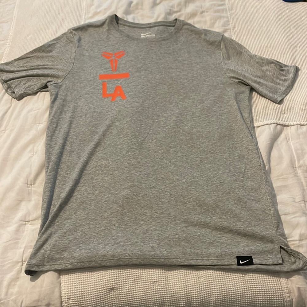 Kobe Bryant black mamba T shirt